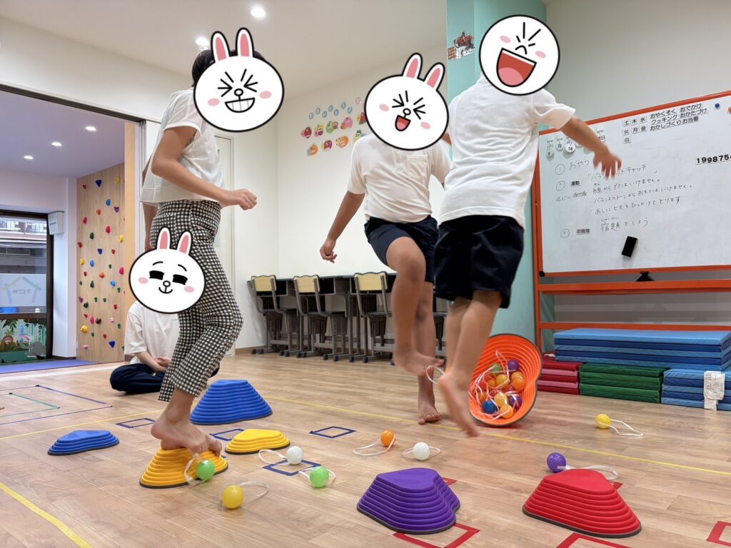 バランスフットキャッチ👣⸒⸒🔵